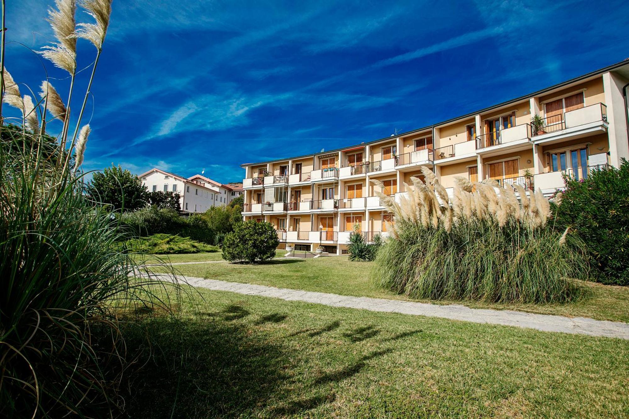 Appartamento Spiaggia Azzurro Toscolano-Maderno Esterno foto
